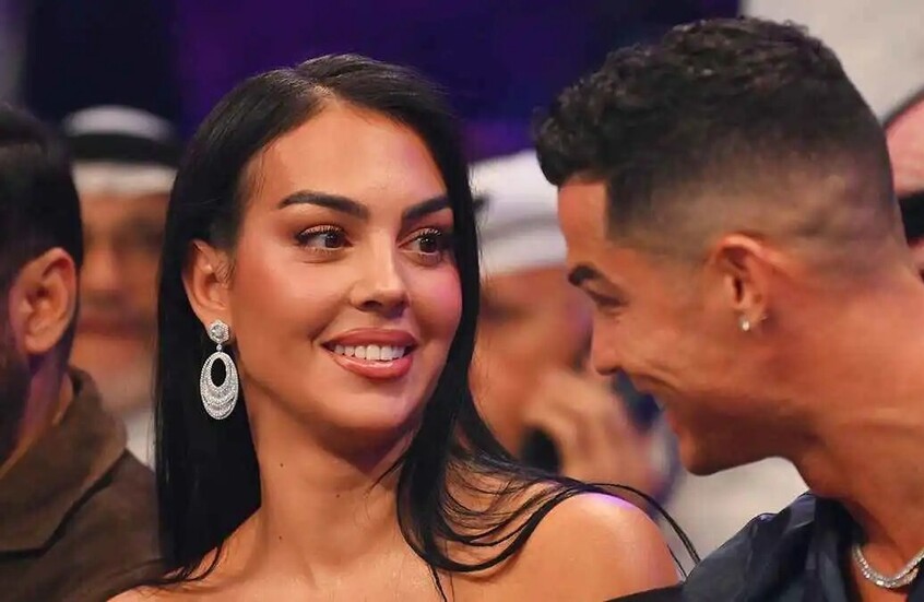 كريستيانو رونالدو يفاجئ جورجينا بمجموعة من الهدايا الفاخرة احتفالا بالخطوبة (صور)