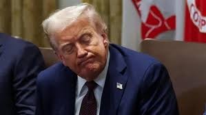 محكمة أمريكية تبطل معظم الرسوم الجمركية التي فرضها ترامب