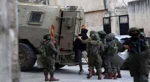 قوات الاحتلال تعتقل أربعة مواطنين بينهم 3 سيدات من باقة الحطب شرق قلقيلية