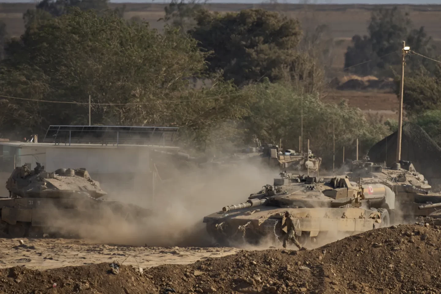 ساعات حاسمة.. تفاصيل خطة احتلال غزّة ودور إدارة ترامب!