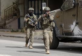 الاحتلال يطلق النار على مركبة في اللبن الشرقية بنابلس