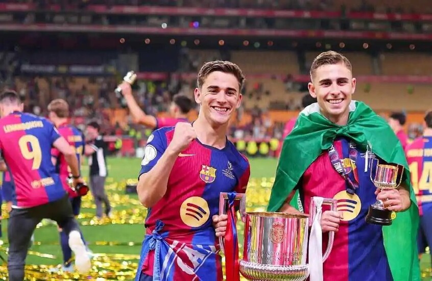 "بسبب الصديقات".. فيرمين لوببيز يكشف حقيقة خلافه مع صديقه في برشلونة