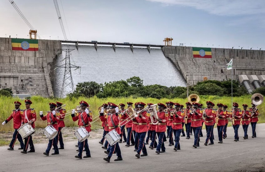 بحضور عدد من القادة الأفارقة