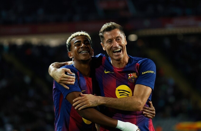 برشلونة يقلب الطاولة على سوسييداد وينتزع الصدارة من ريال مدريد