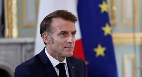 التهجير جنون : ماكرون يكشف خطة بثلاث مسارات لغزة