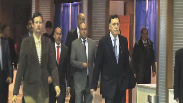 أعضاء الحوار الليبي يجتمعون بتونس لمناقشة آخر التطورات