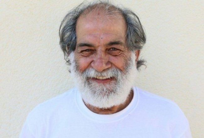 وفاة الفنان التشكيلي الفلسطيني سمير سلامة