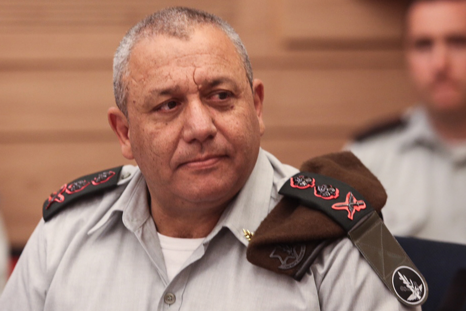 أيزنكوف يوجه انتقادات للسياسيين الإسرائيليين