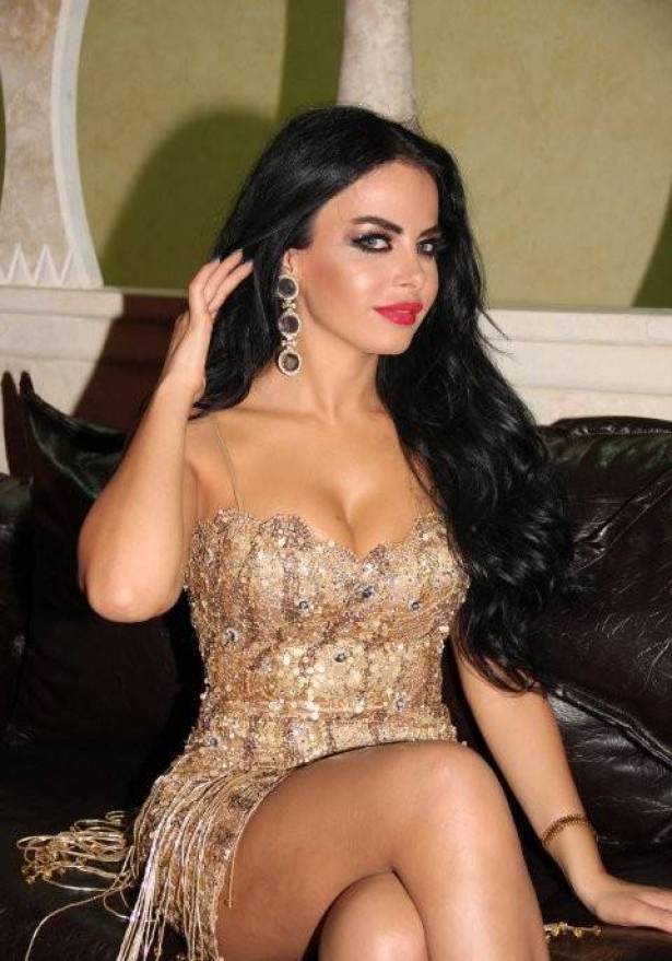 ليال عبّود تنال لقب "جميلة المطربات العرب" في القاهرة