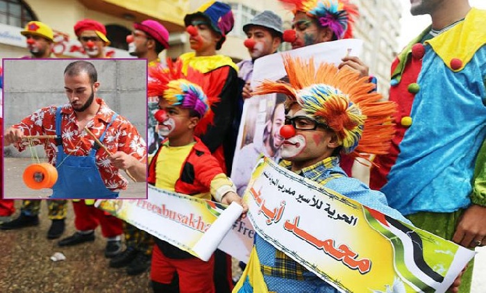 الاحتلال يمدد الاعتقال الإداري للمهرج محمد أبو سخا ستّة أشهر إضافيّة