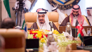 قمة الخليج في الرياض تبحث ملفات سوريا واليمن وإيران