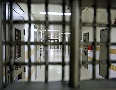 جلسة حاسمة بين أسرى الجهاد وإدارة السجون غداً في "ريمون"