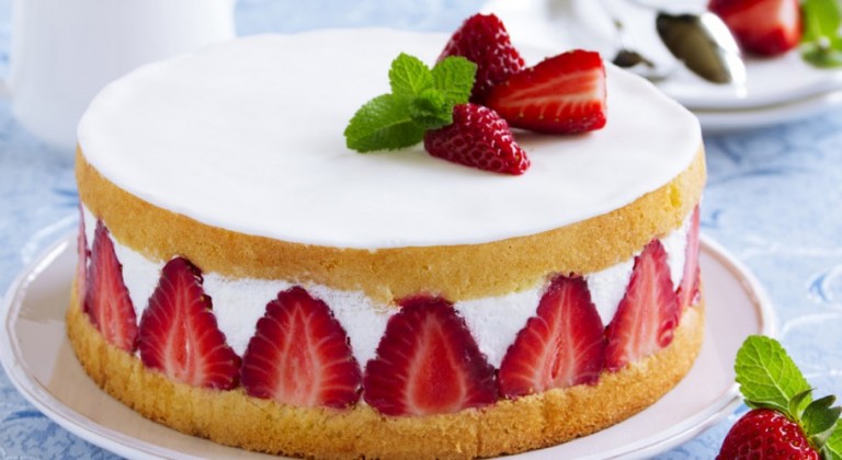 وصفة بسيطة لإعداد “كعك الفراولة‏”