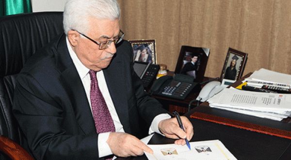 عباس يصادق على أسماء أعضاء المؤتمر السابع لحركة "فتح"