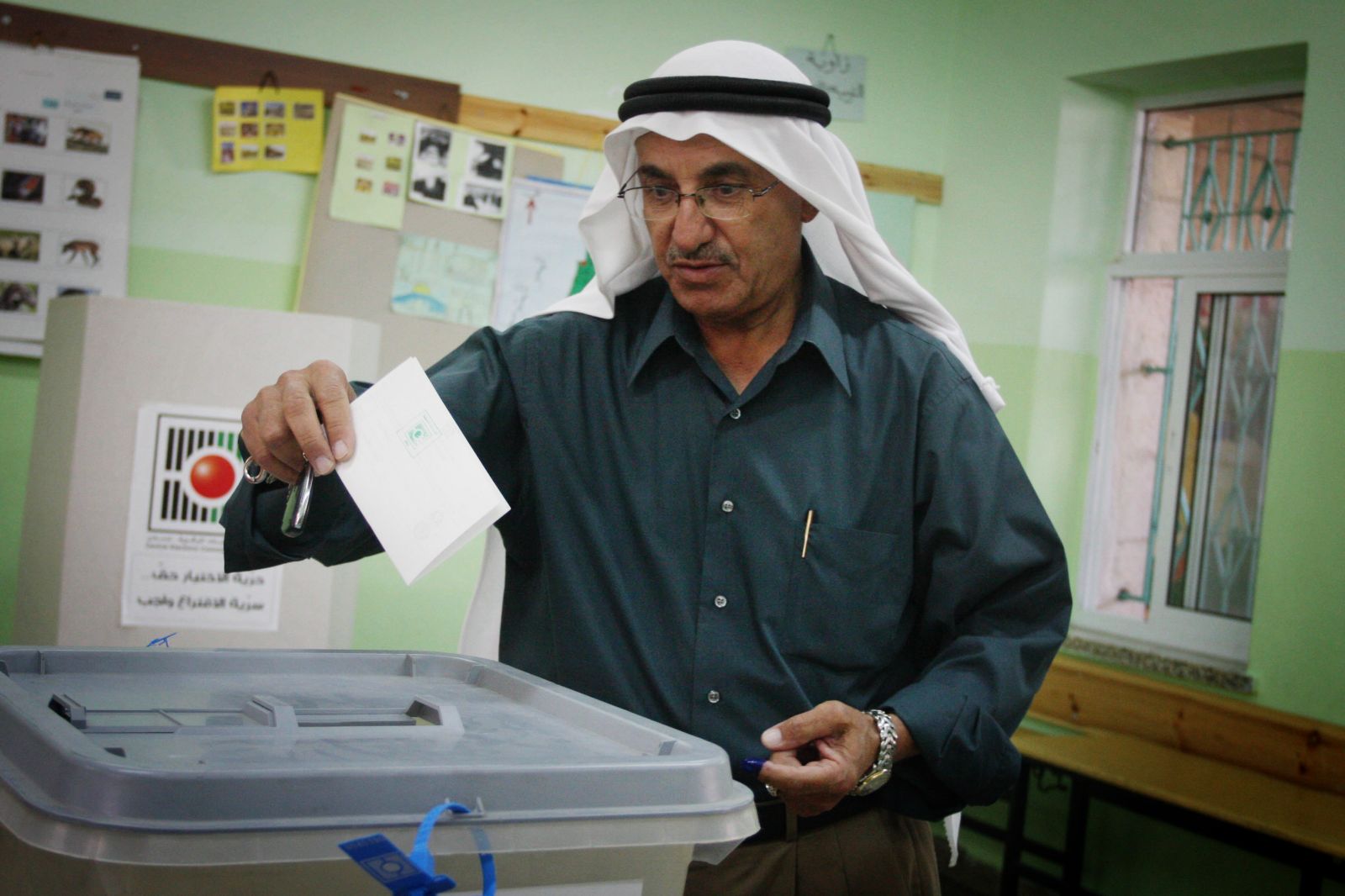 قاسم لـ"خبر": تفرّد السلطة وفتح في قوانين الانتخابات مرفوض