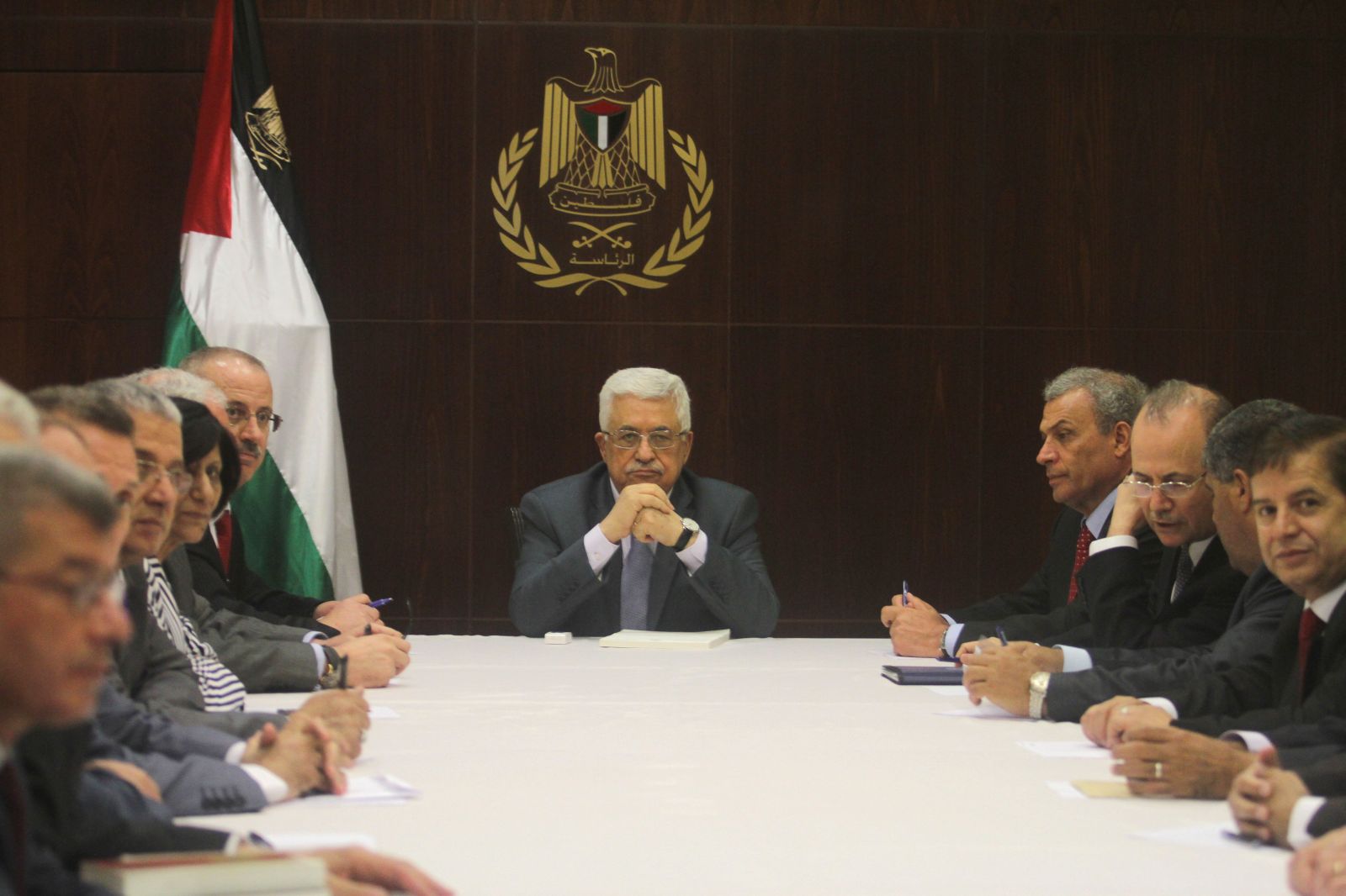 بالتفاصيل : مصدر لـ "خبر" .. اجتماع هام للقيادة الفلسطينية غدا سيناقش فيه ما يلى .. ؟!