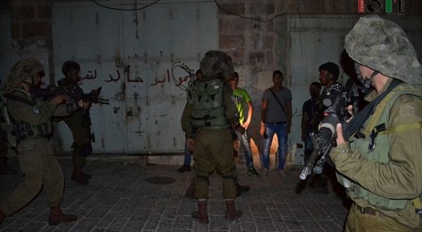 بالأسماء: اعتقال 11 مواطناً من أرجاء الضفة الغربية