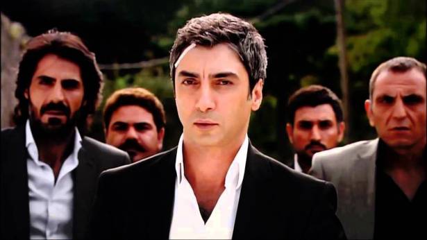 بالفيديو : مواقف مشاهير تركيا من الانقلاب؟