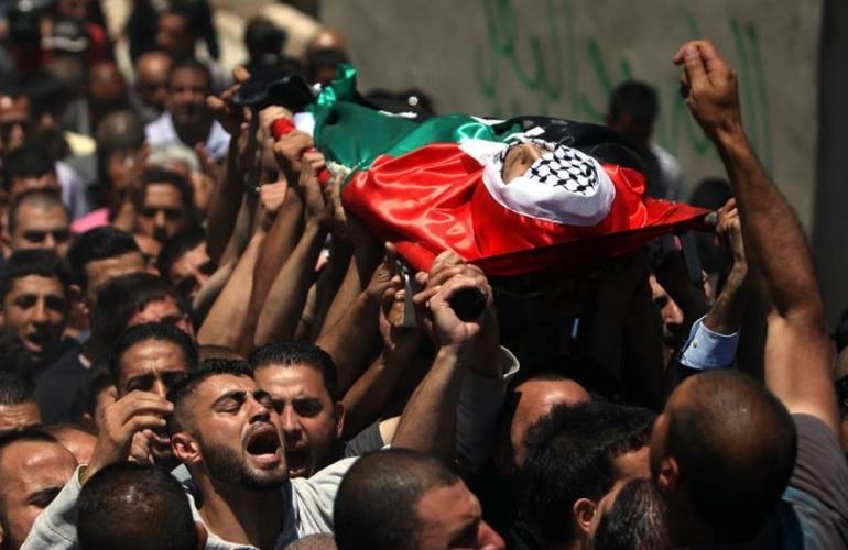 صورة: شهيد متأثرا بجراحه شرق غزة
