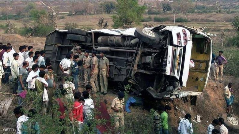 مصرع عشرات الأشخاص في حادث حافلة شمال الهند