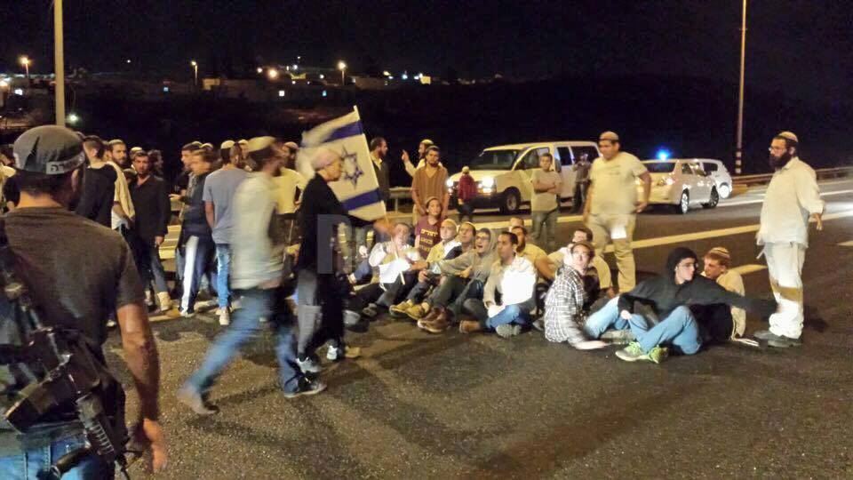 خيمة اعتصام أمام منزل "نتنياهو"