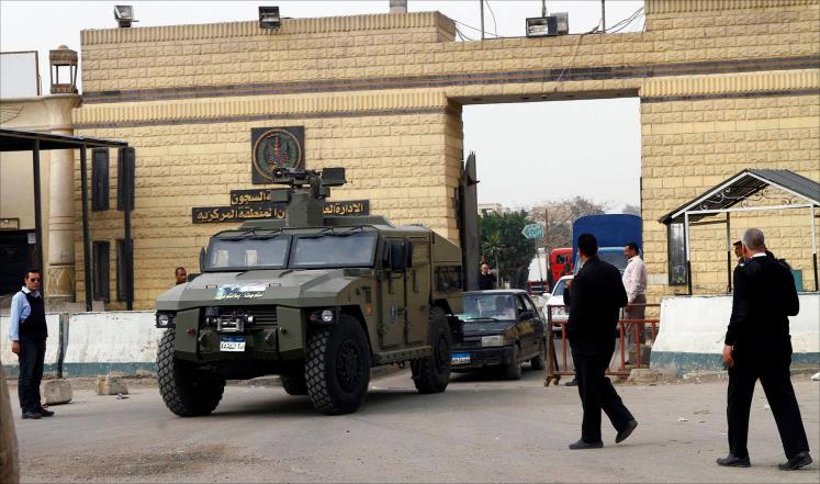 إحالة 22 شرطياً مصرياً للمحاكمة بتهمة الإهمال