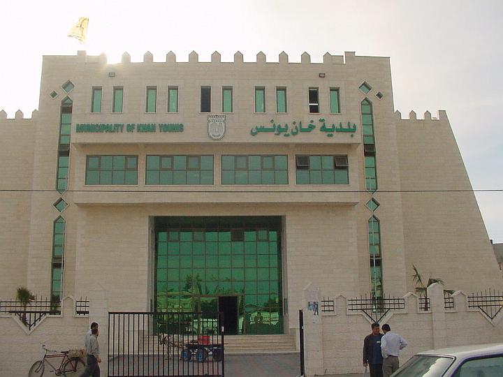 بلدية خان يونس تقطع الكهرباء عن حفل إحياء ذكرى الثورة الجزائرية
