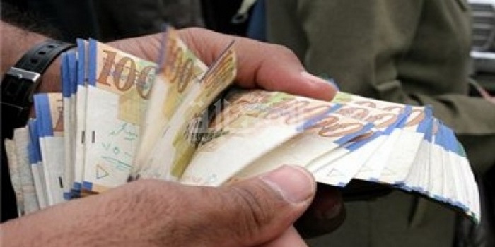 صرف راتب كامل للموظفين المحجوبين من المنحة القطرية اليوم