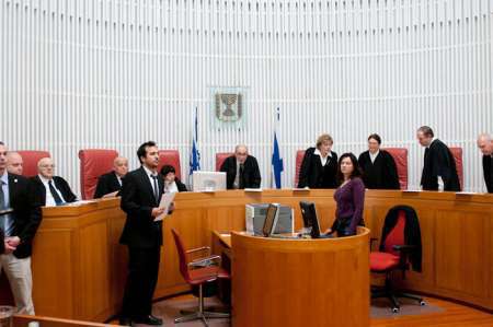 الاحتلال يحكم على أسيرين من القدس بالسجن لسنوات