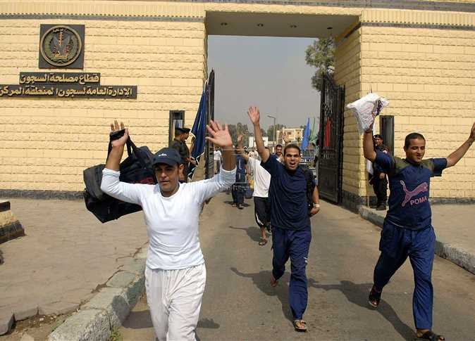 قرار رئاسي بالإفراج عن "2376" سجينًا في مصر