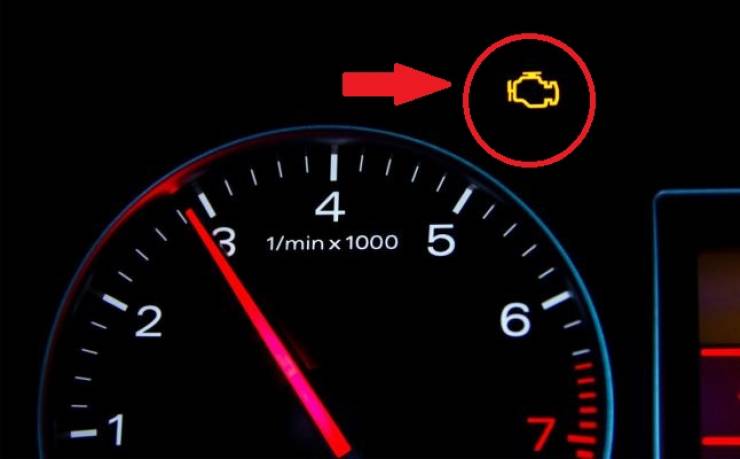 ما السبب وراء ظهور هذه الإشارة في السيارة؟