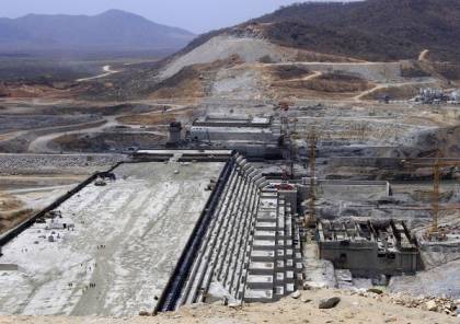 زيارة مستشار الملك لـ"سد النهضة" تفتح "حرب المكائد" بين مصر والسعودية