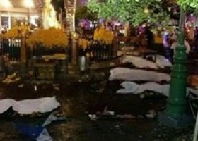 27 قتيلا في انفجار بالحي التجاري وسط بانكوك