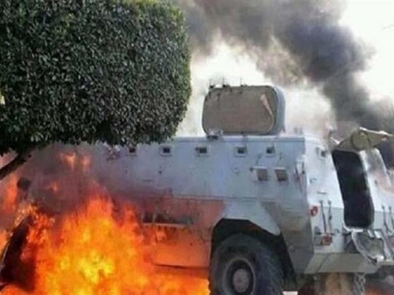 السلطات المصرية: استشهاد ضابط وإصابة عريف ومجند شرطة، في انفجار عبوة ناسفة غرب العريش