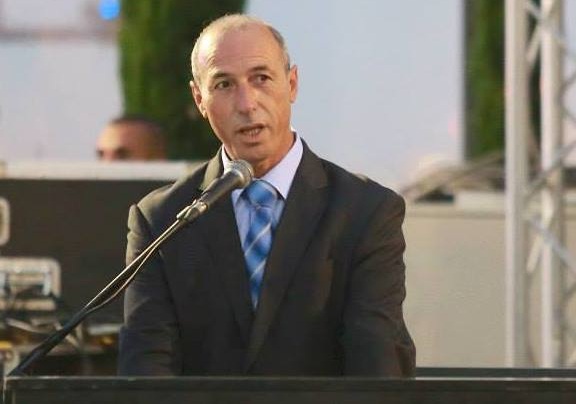 الإعلام تناشد العالم الدولي بالتدخل للإفراج عن الأسير الصحفي عمر نزال