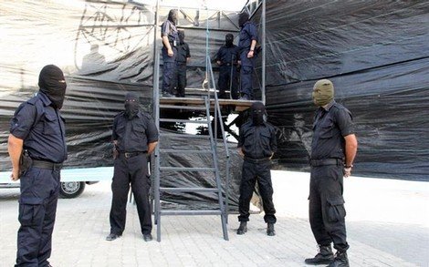 محكمة " بداية خانيونس" تصدر حكماً بالإعدام شنقاً بحق مواطن والحبس الفعلي لآخرين