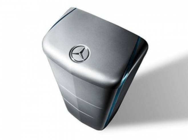 مرسيدس تصنع بطارية يمكنها أن تزود منزلك بأكمله بالطاقة