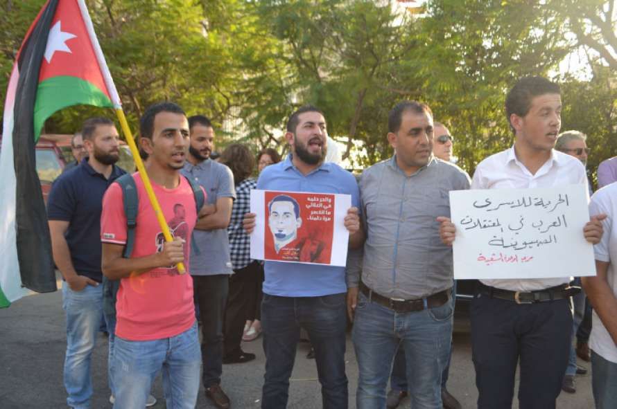 قيادات تونسية وفلسطينية يخوضون إضراباً عن الطعام تضامناً مع الأسرى