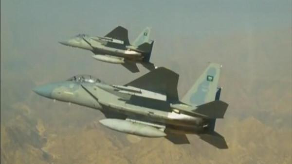 التحالف يقصف مواقع الحوثيين في صنعاء وعمران