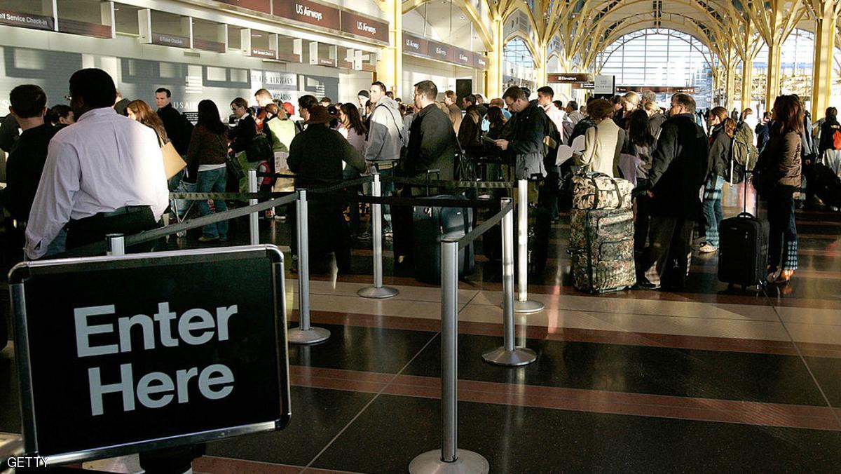 خلل إلكتروني يعطل العمل في مطارات أميركية