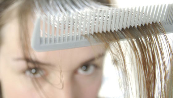 أهم الأطعمة الصحية التي تحميكِ من الإصابة بمشكلة الشيب المبكر