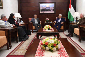 الرئيس يستقبل وفداً من الجبهة الشعبية لتحرير فلسطين