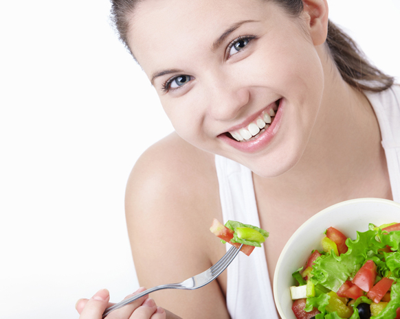 4 أطعمة تحافظ على جمال البشرة