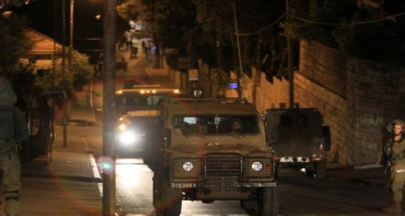 الاحتلال يشن حملة مداهمات واعتقالات في مدن الضفة المحتلة