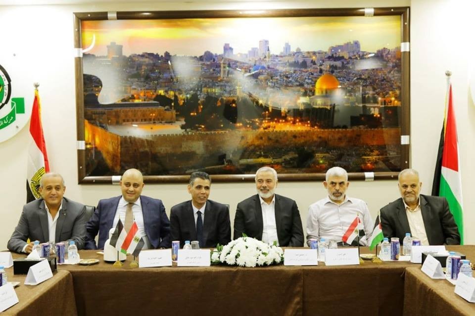 الوفد المصري يُغادر غزّة" ويُبلغ الفصائل بهذه الملفات