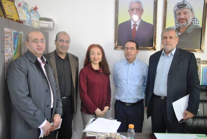 مدير عام المخيمات يلتقي الخبيرة اليابانية في شؤون اللاجئين