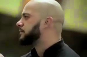 فيديو : أجنبي يعتنق الاسلام بسبب اية في سورة الفجر