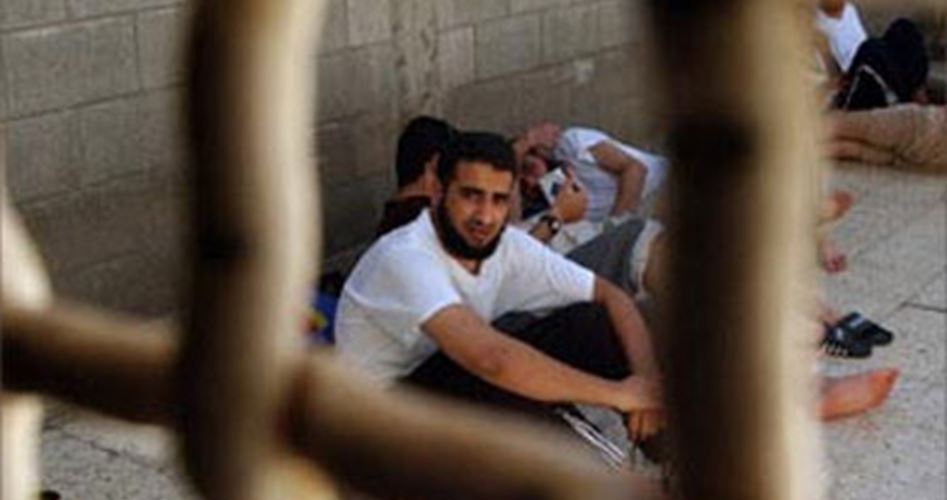ذوو الأسرى يحذرون من ممارسات الاحتلال التعسفية بحق أبنائهم