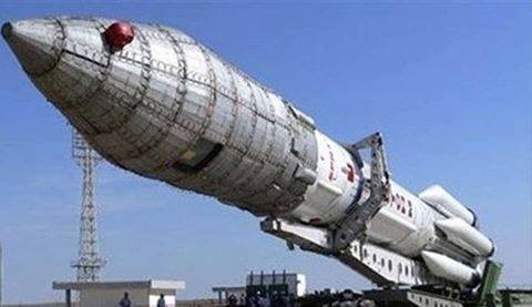 بالفيديو: كوريا الشمالية تُجري تجربة ناجحة لصاروخ ذاتي الدفع يحمل رأس نووي كبير 