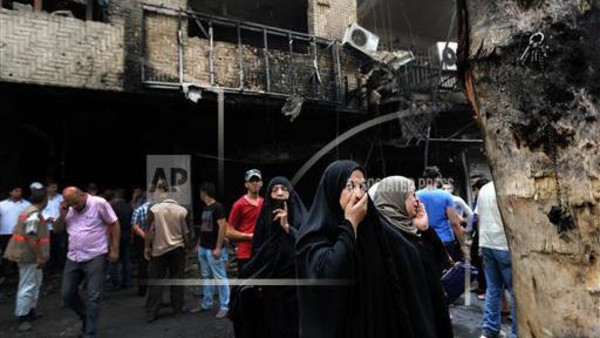 العراق ..توقيف قادة أمنيين في الكرادة لتقصيرهم في أداء مهامهم